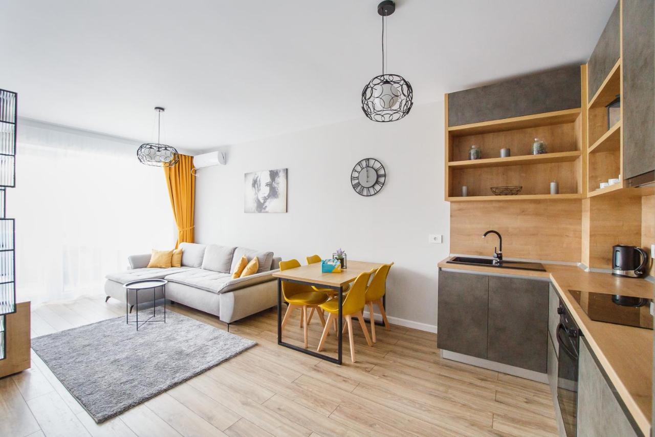 Gorgeous Home At Prima Universitatii Oradea Exterior foto
